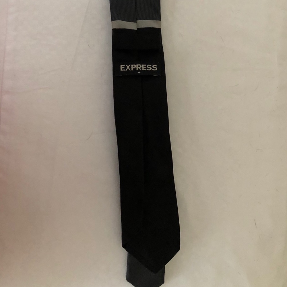 Men’s Gray & Black Express Tie